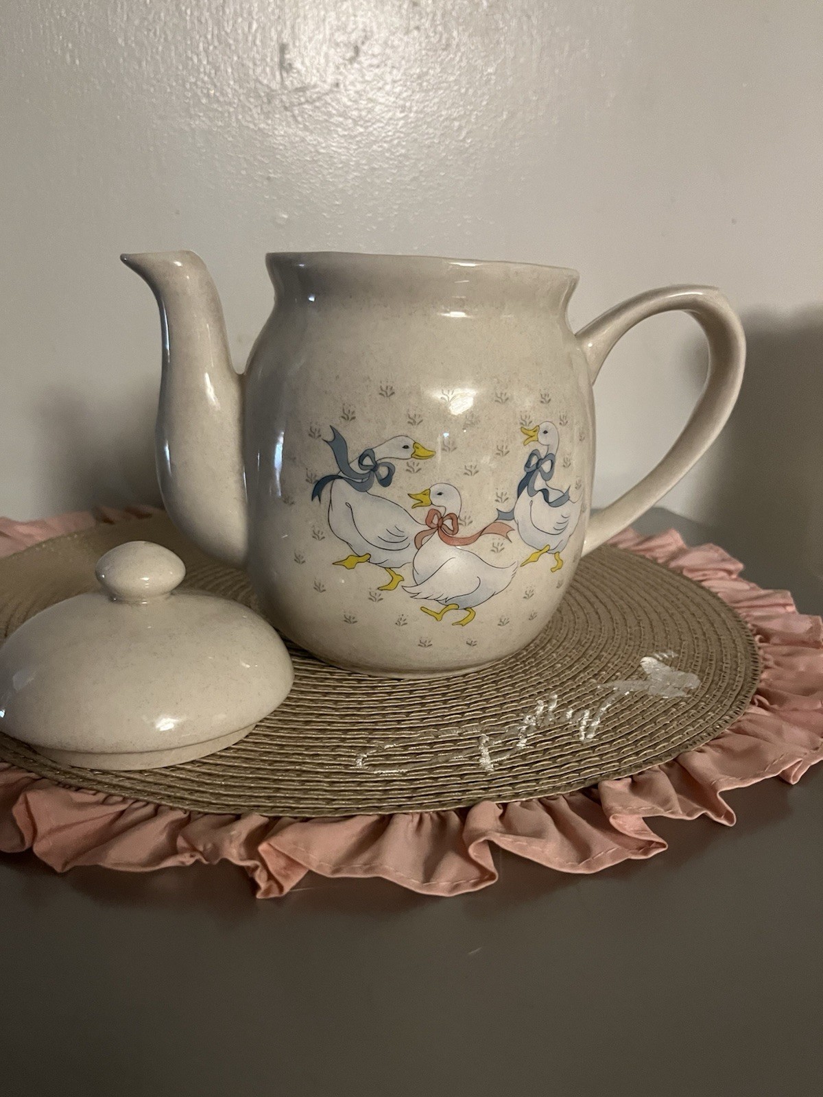 Vintage 1988 WBI ceramic teapot with country geese motif blue/pink ribbons