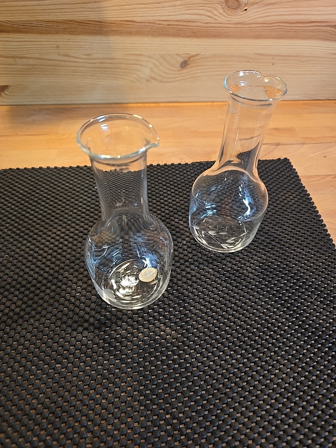 Princess House Crystal Cruet Set of 2 Heritag Etched Patterns Round Glossy Italy