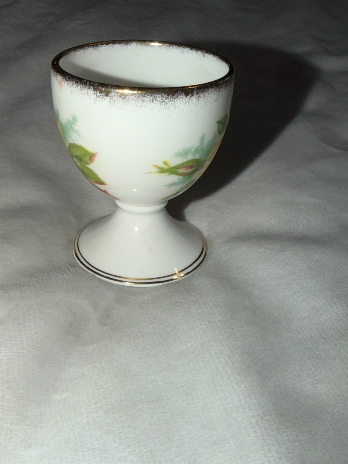 Royal Albert Yellow Tea Rose Egg Cup Bone China England Mint Condition