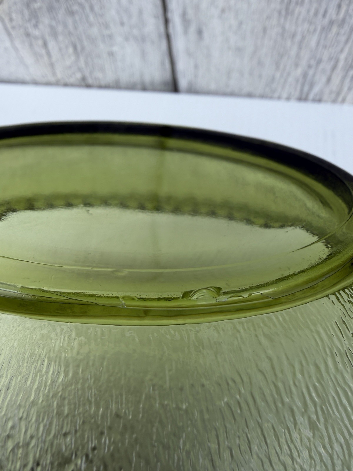 Vintage Indiana Glass Green Pressed Glass Hen on Nest Bowl Beaded Rim HON *read*