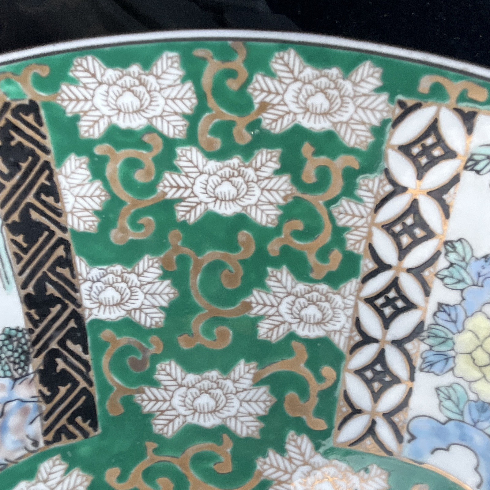 17” Gold Imari Green Imari Decorative Plate Glossy Ceramic Birds Floral