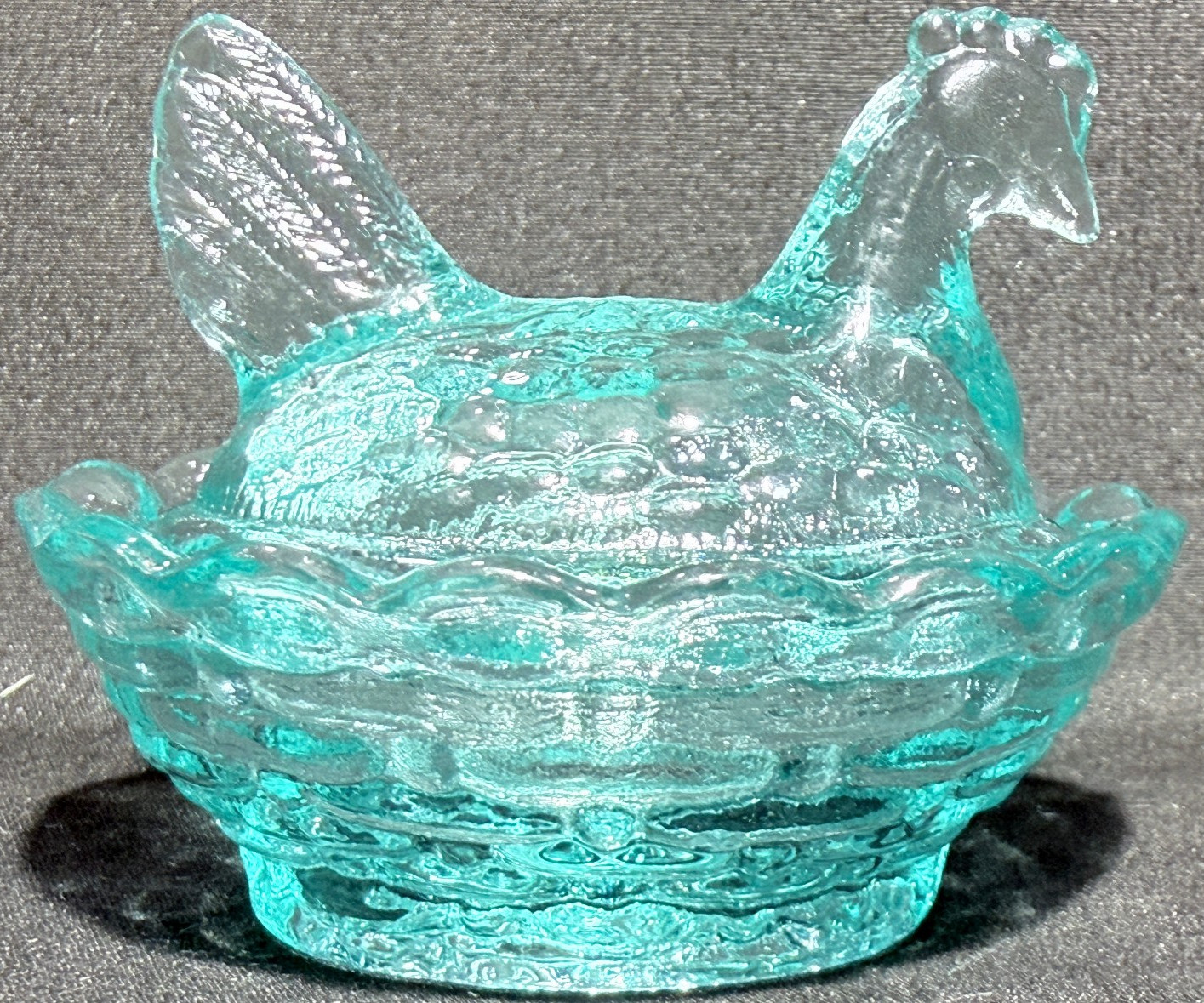 Green Vaseline Uranium glass mini Hen Chicken on nest basket egg chick salt glow