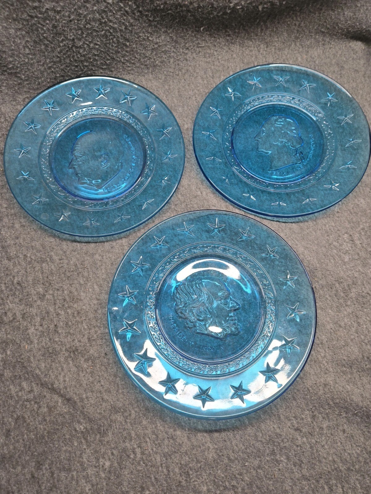 3 Collectable 8” Blue Wheaton Glass President Plates Washington Lincoln