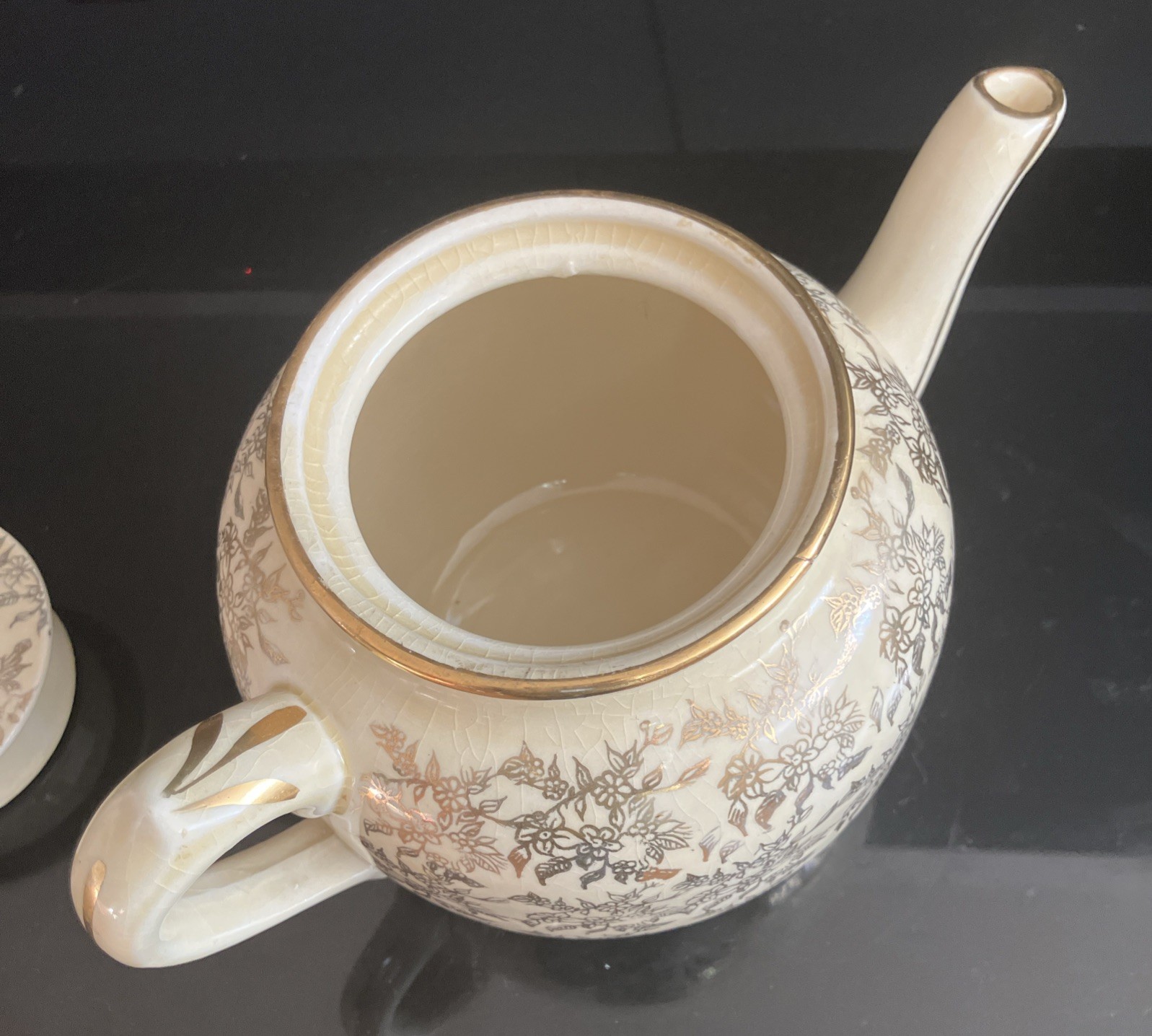 VTG. SADLER ENGLAND Porcelain Teapot Victorian Lady Floral Gold Gilt Trim