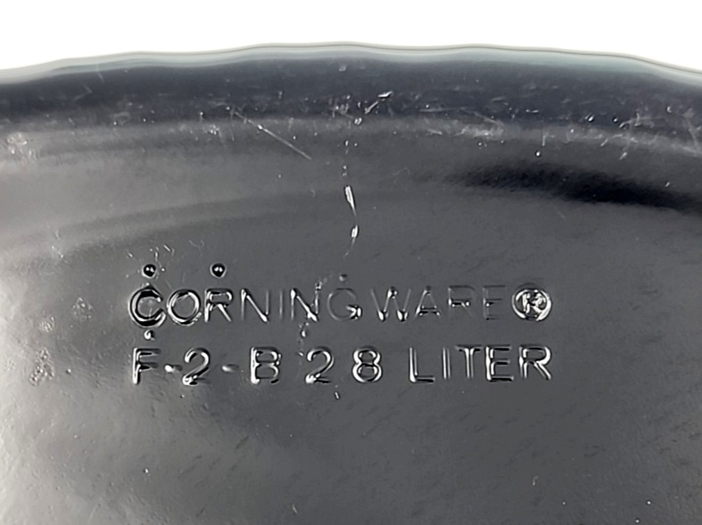 Corning Ware Casserole Dish French Black F-2-B 2.8L With Pyrex Lid Vintage