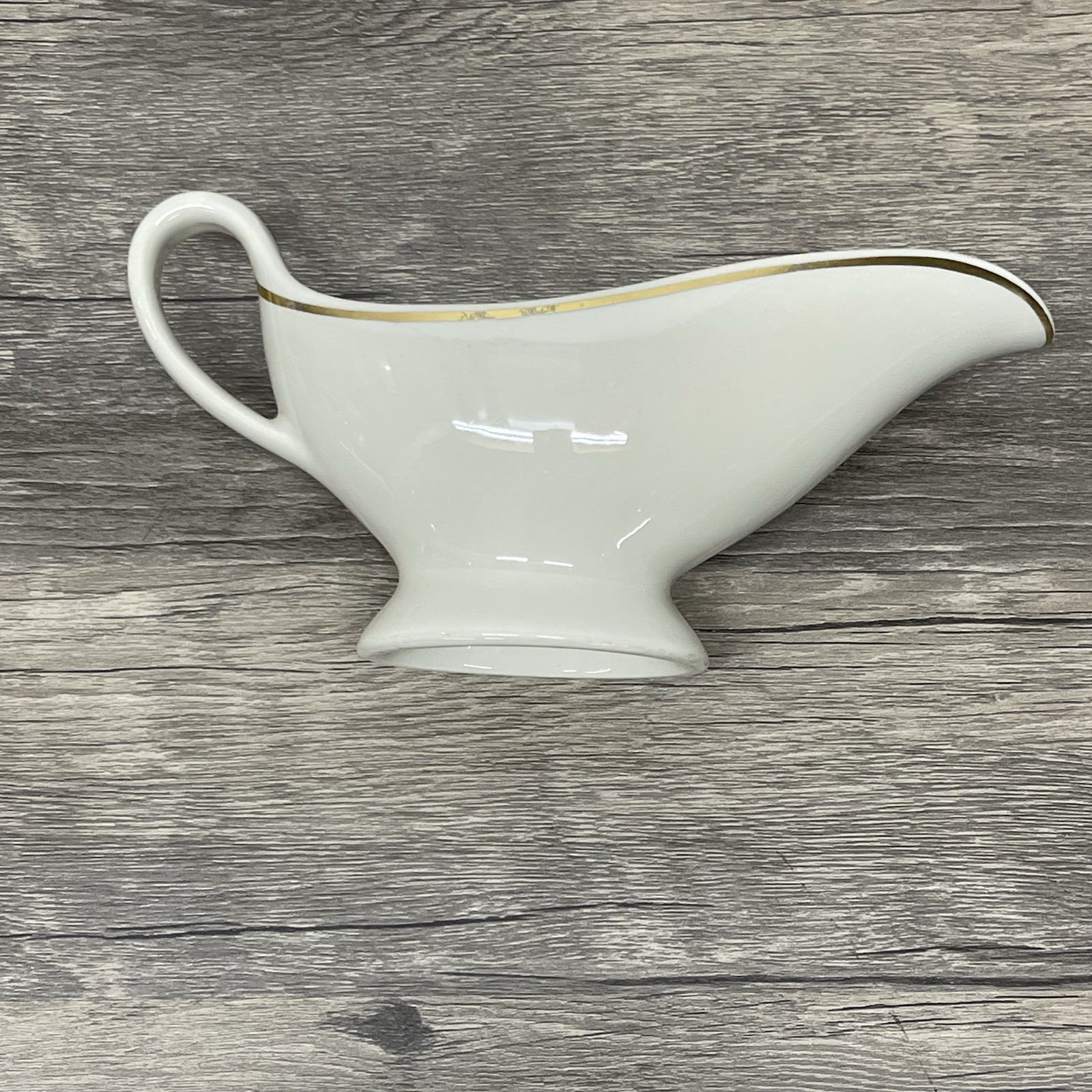 Vtg Mayer China Ivory Gravy Boat Gold Trim Beaver Falls PA #479 Restaurant Ware