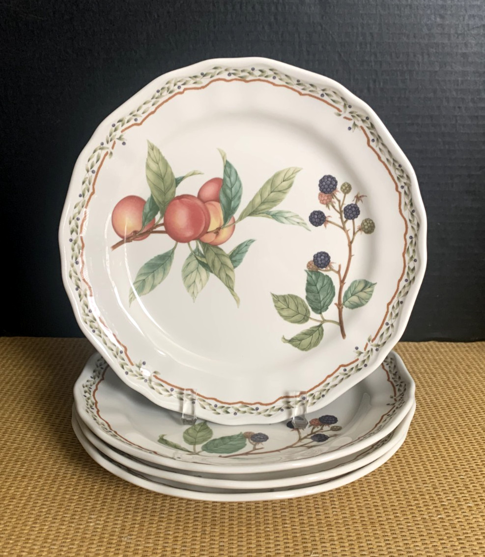 Noritake Casual Gourmet HARVEST Dinner Plates Fruit 10-5/8″ Laurel Set 4