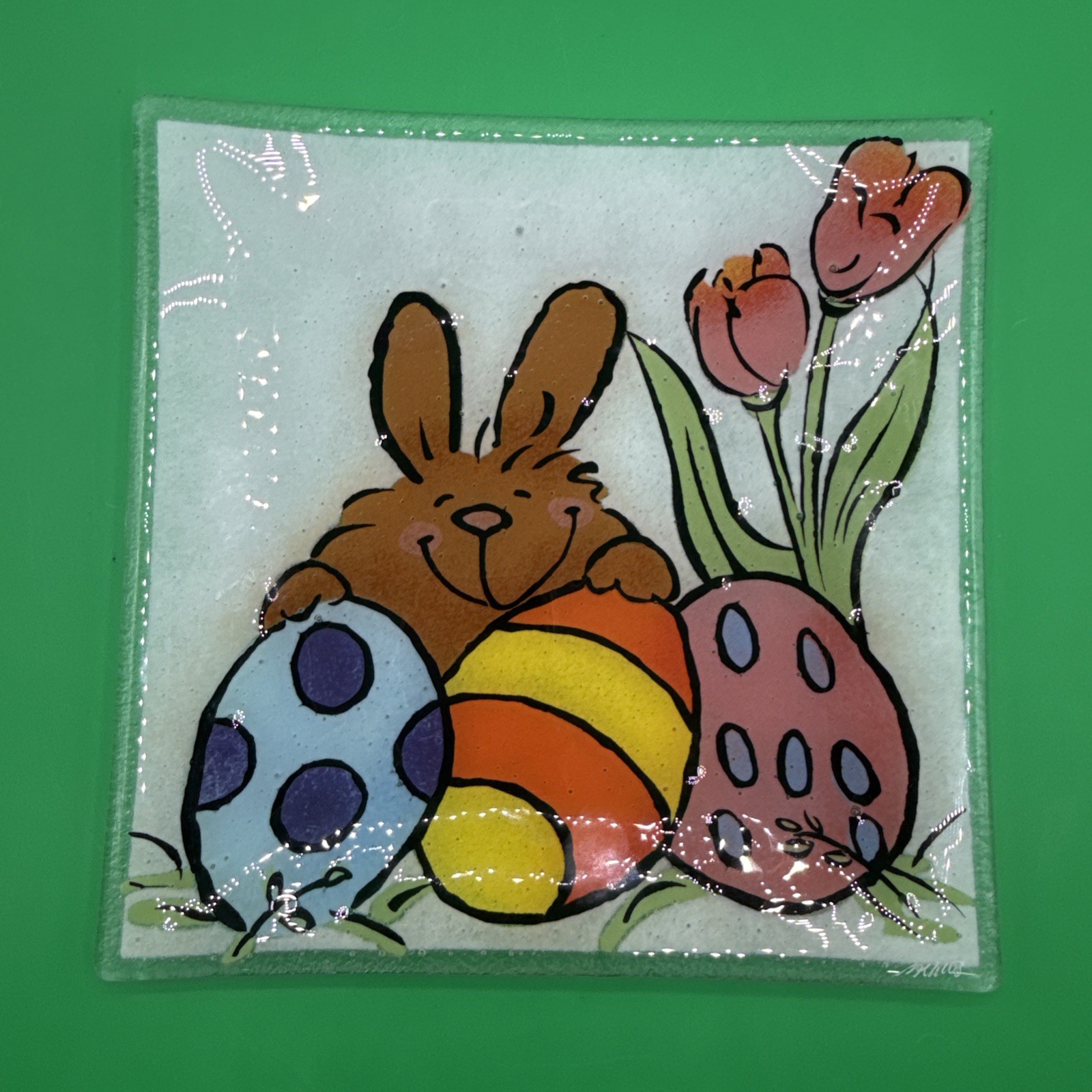 Peggy Karr 10″ Happy Easter Square Plate Fused Art glass signed Cartoon
