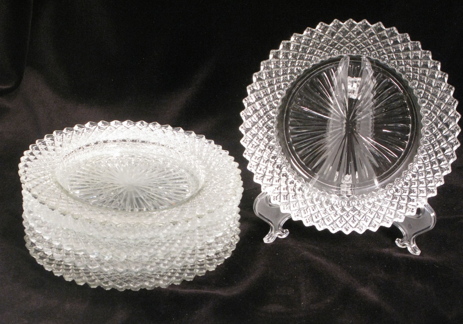 Set of 6 Vintage Clear Pressed Glass Luncheon Dessert Plates Diamond Cut Pattern