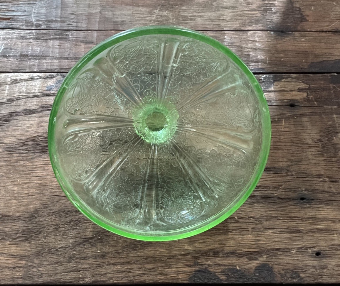 Vintage Antique Uranium Vaseline Green Glass Candy Dish Lid Only 4 7/8” D