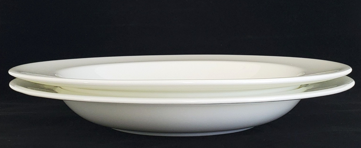 (2) WEDGWOOD BONE CHINA GRAND GOURMET WHITE 11 1/8″ INDIVIDUAL PASTA BOWLS