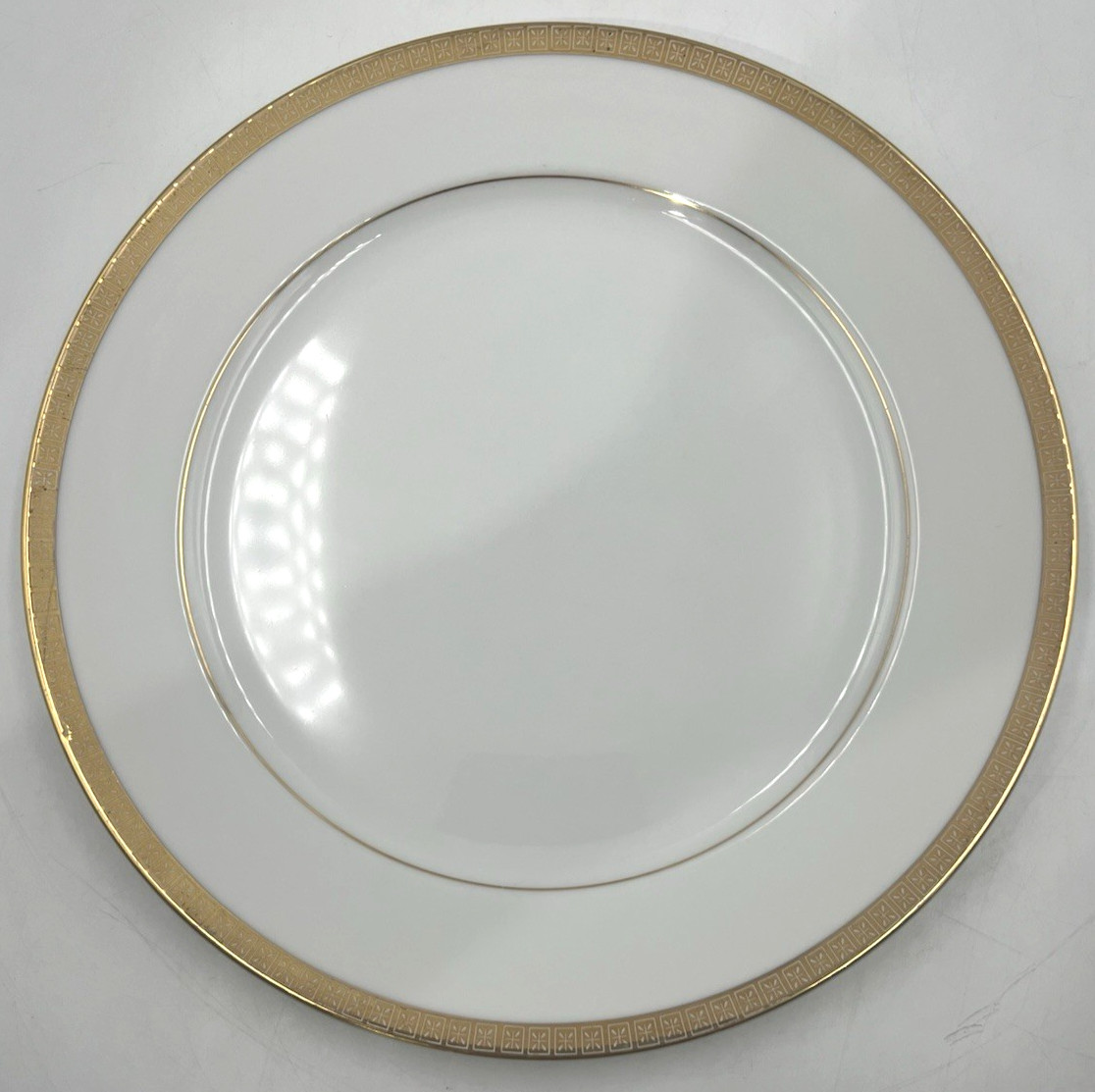 Regency Fine China Japan 10.25″ Dinner Plate Gold Trim Greek Key MCM Retired