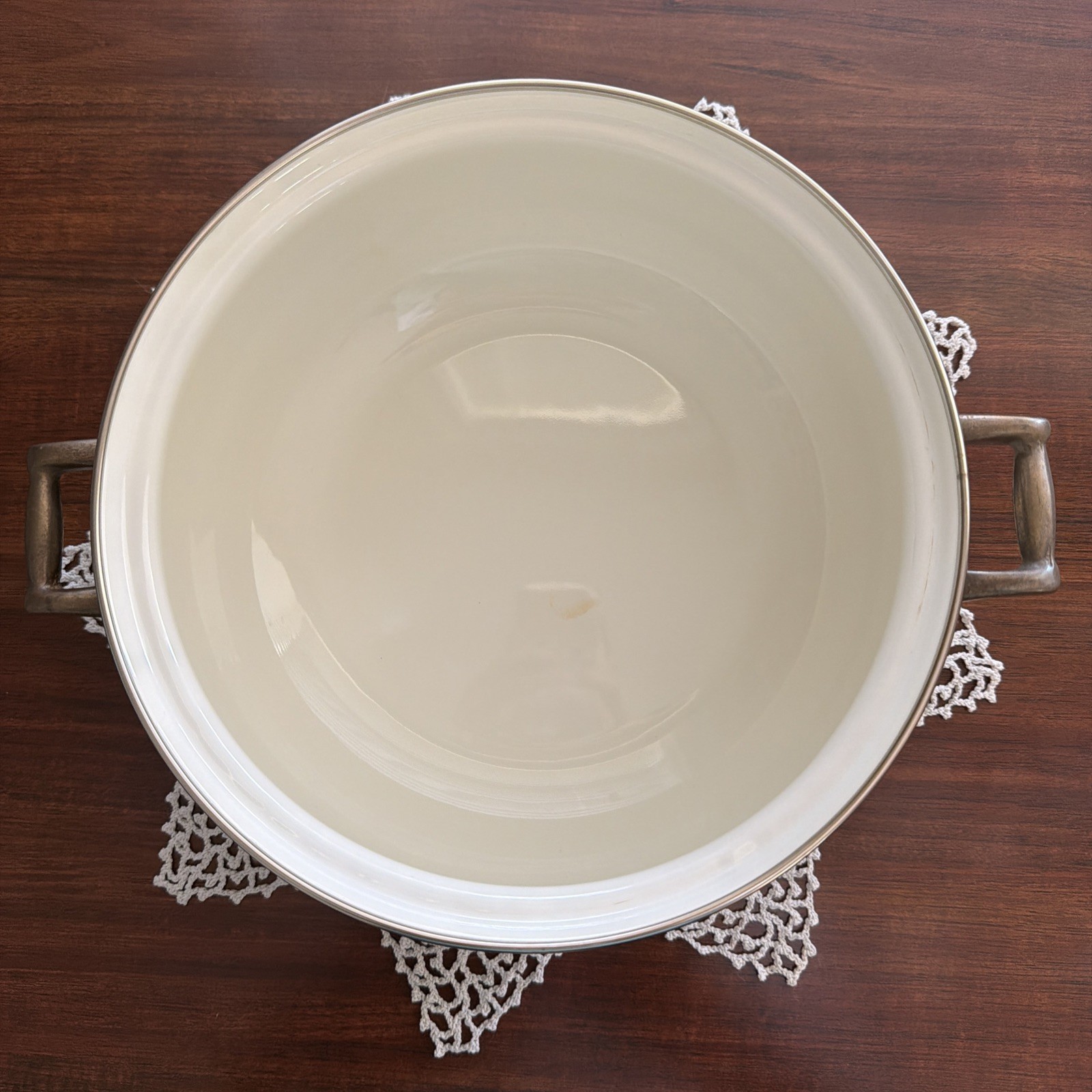 Mackenzie Childs Courtly Check Covered Casserole Handles 3 Quart Enamel Retired