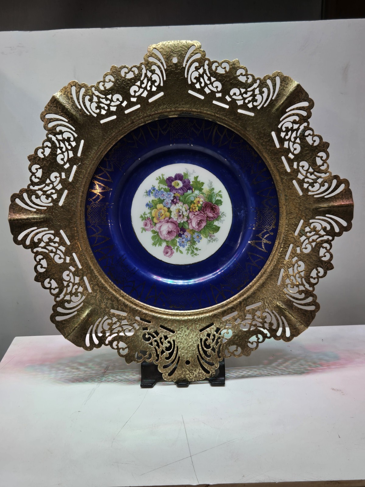 Vintage 1936 Syracuse China O.P. Co. Cabinet Plate 22K Gold Cobalt Blue Floral