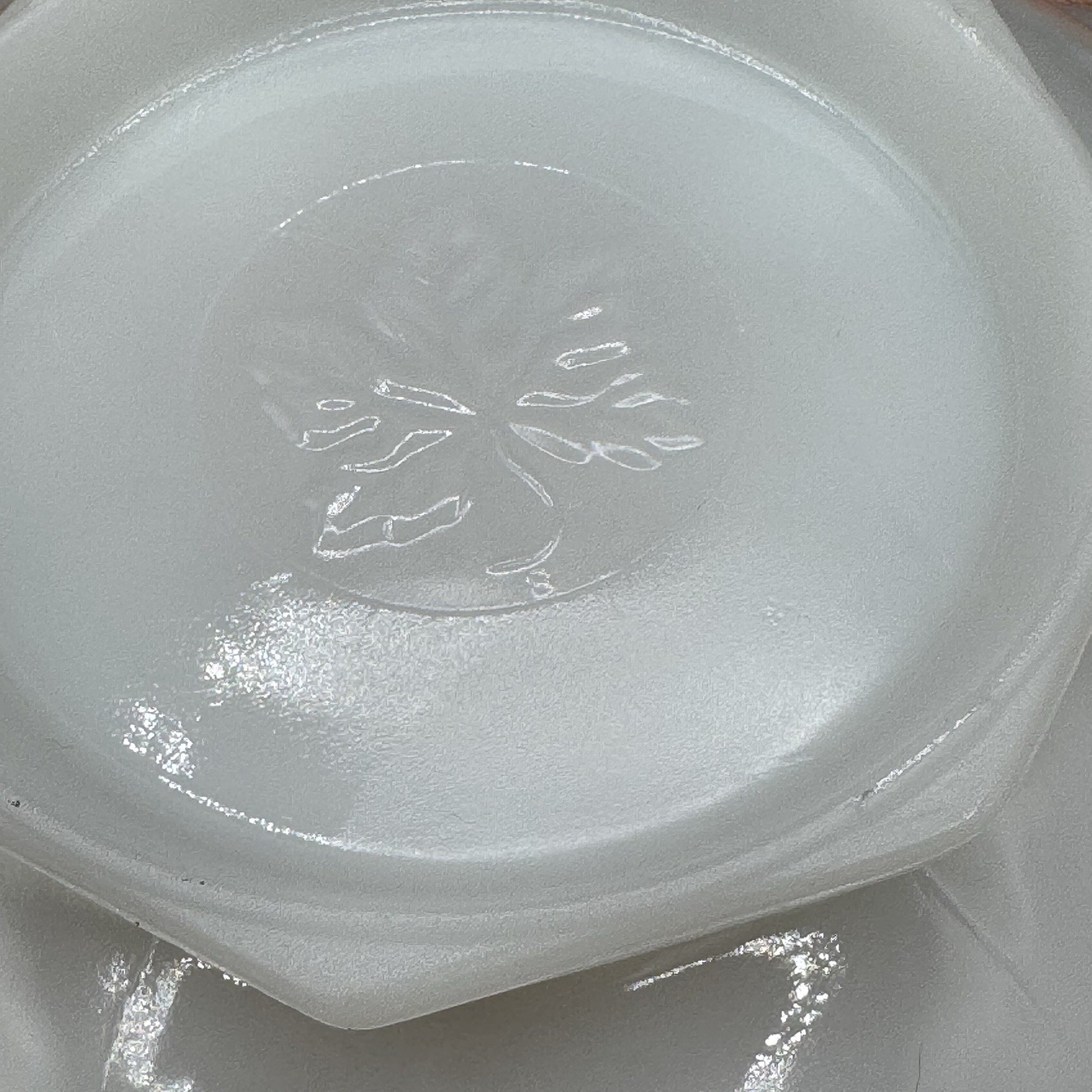 Vtg Milk Glass Embossed Serving Bowl Grapes Leaves Heavy Gold Trim MCM 8in