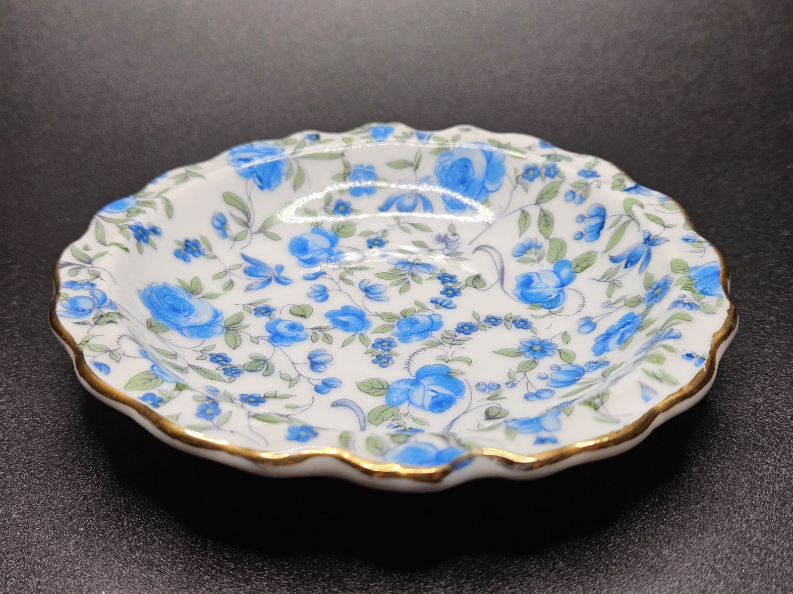 Vintage Royal Chintz Arnart 5th Ave Blue Roses Pitcher Creamer and Saucer #217