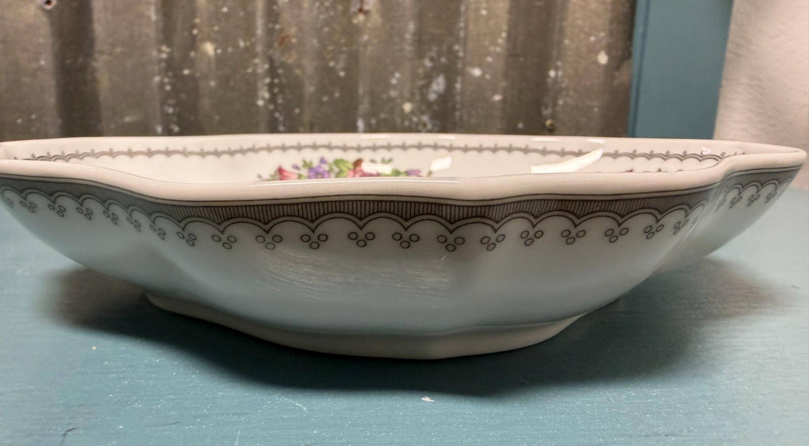Hutschenreuther Arabella Porcelain Pickle Relish Dish Maria Theresa Scalloped