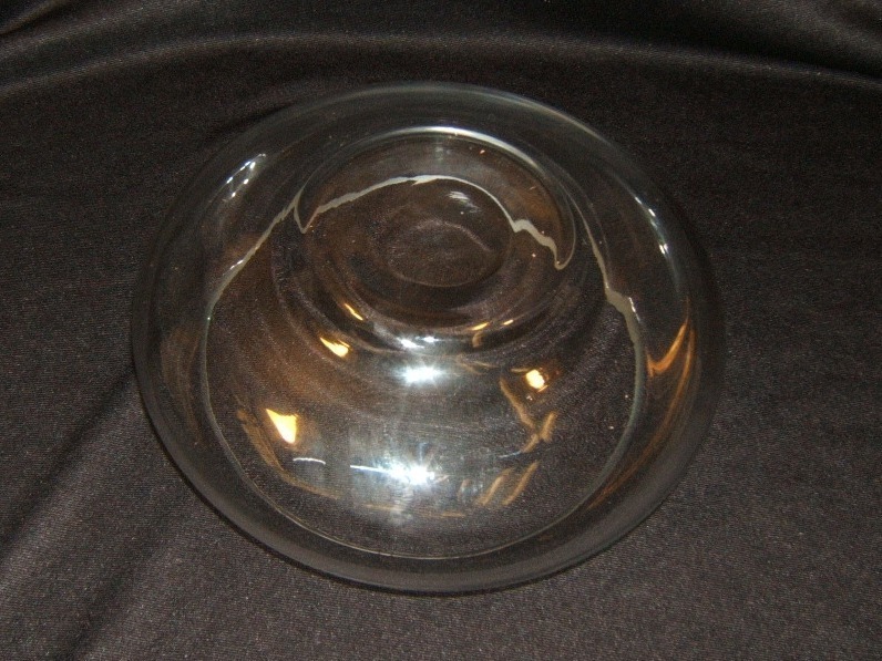 Designer Bowl 8 1/2-in x 3 1/2-in and 1/8-in Thick Clear Glass