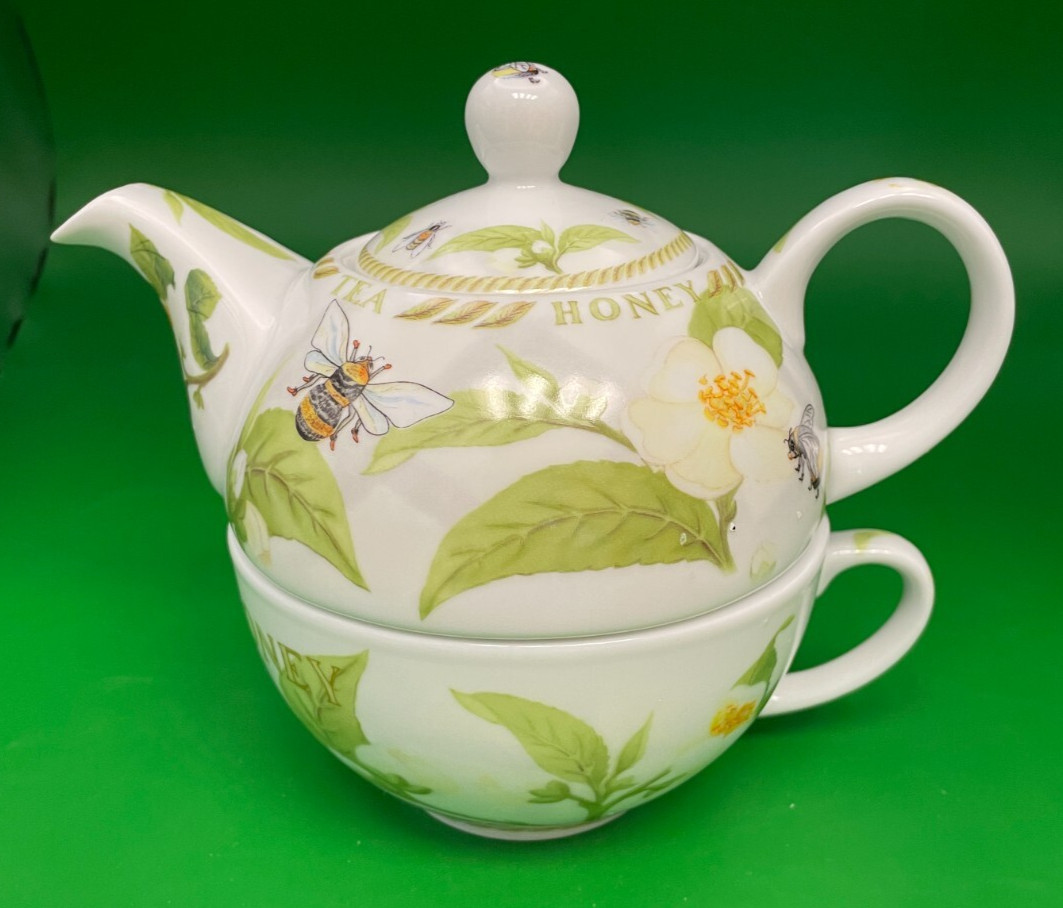 Cardew Tea for One Tea & Honey Busy Bees TGUY Designed in England Ceramic