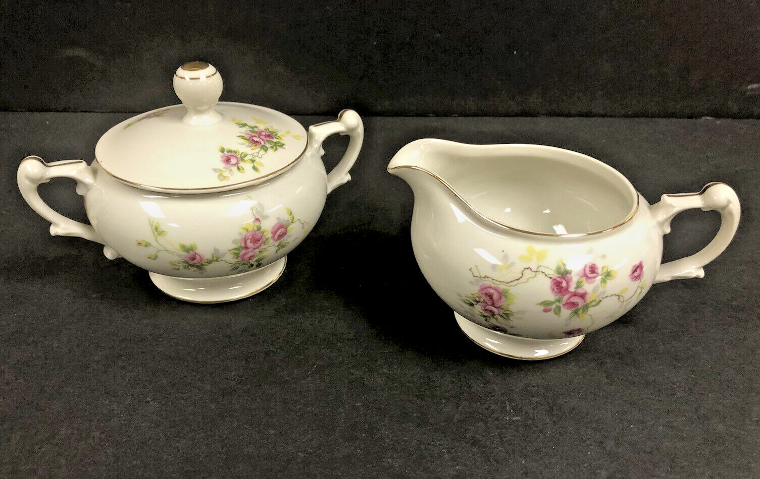 Pink White Rose CREAMER & SUGAR BOWL China SET Made in Occupied JAPAN 40’s Gold