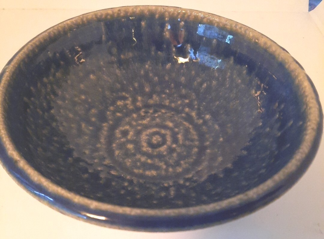 Backwoods Pottery 10” Bowl Dish 1992 signed DW Hussey
