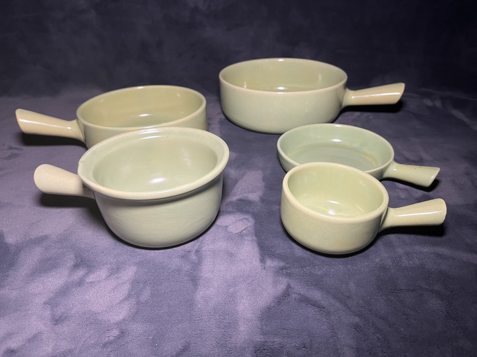 Green La Solana Pottery Set (Cups, Plates, Bowls, Baking Dishes) Good Condition