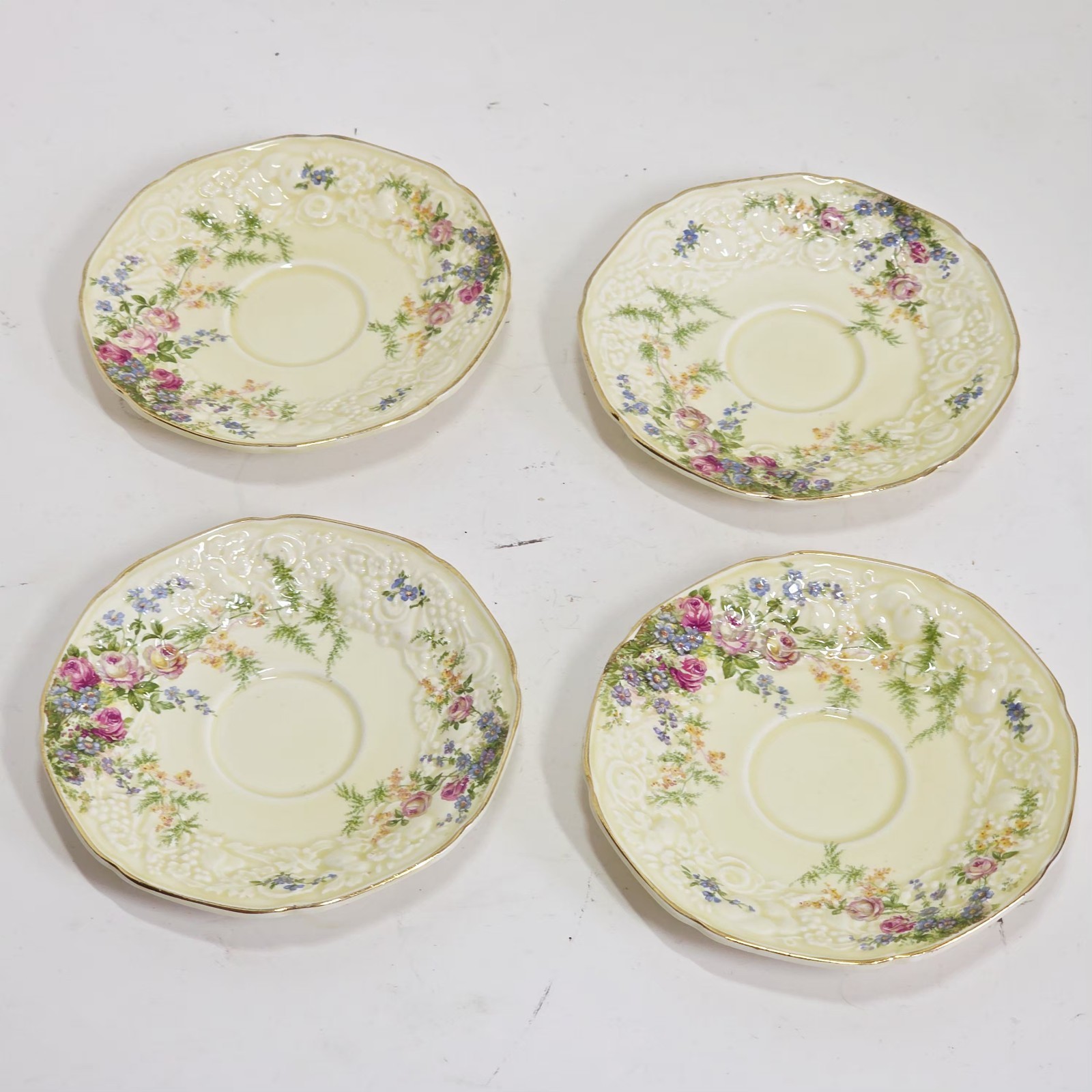 Set Of 4 Crown Ducal Florentine Pattern Demitasse Saucer