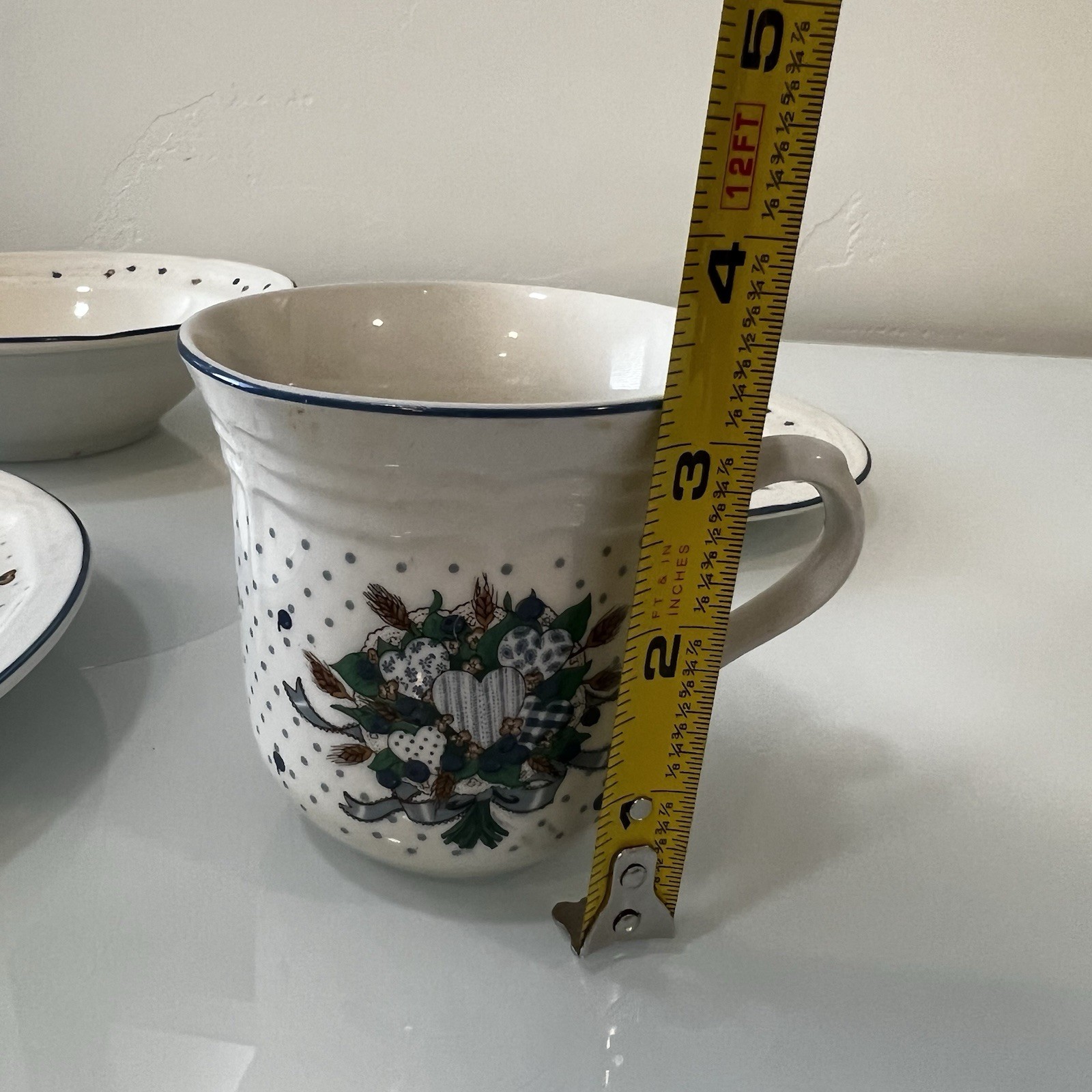 Vintage Tabletops Unlimited Blueberry Hearts 5 Pc Dinnerware Set Plate Cup Bowl