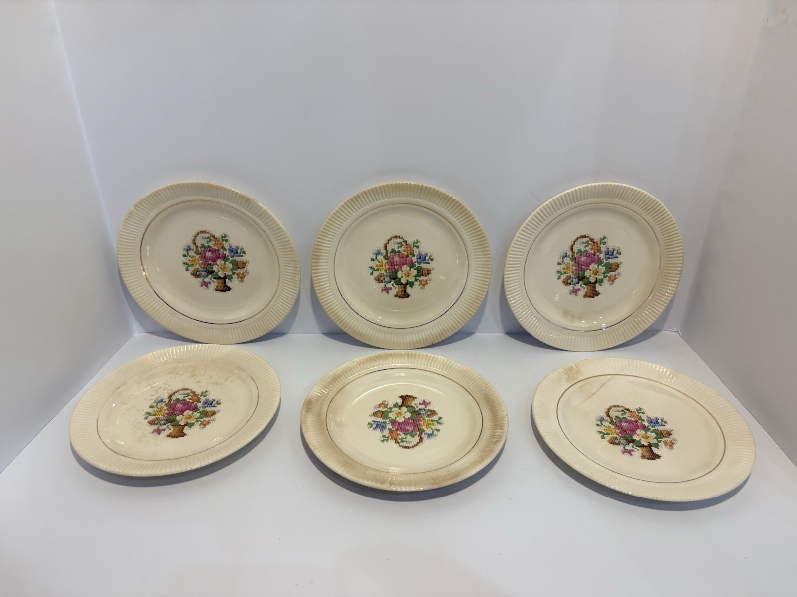 Victory By Salem 23 KARAT GOLD MADE IN U.S. A. 60163-GV BASKET PP.~6 Plates