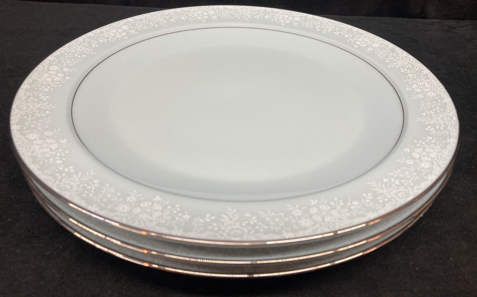 Noritake Fidelity 8003 Dinner Plates Blue 10 1/8” Set of 3