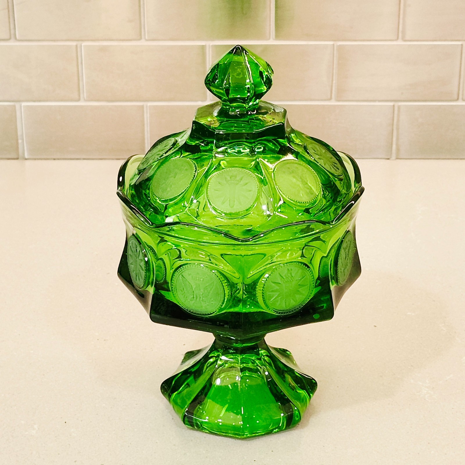 Vintage Fostoria Emerald Green Coin Glass 8.5” Tall Pedestal Covered Candy Dish