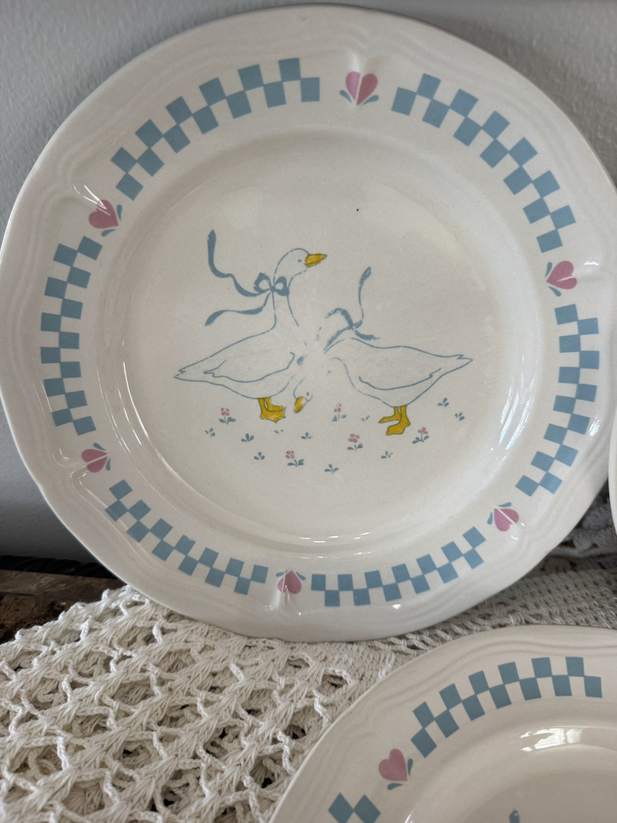 vintage Newcore 1988 stoneware dinner plates Goose Pattern Decoration Set Of 3