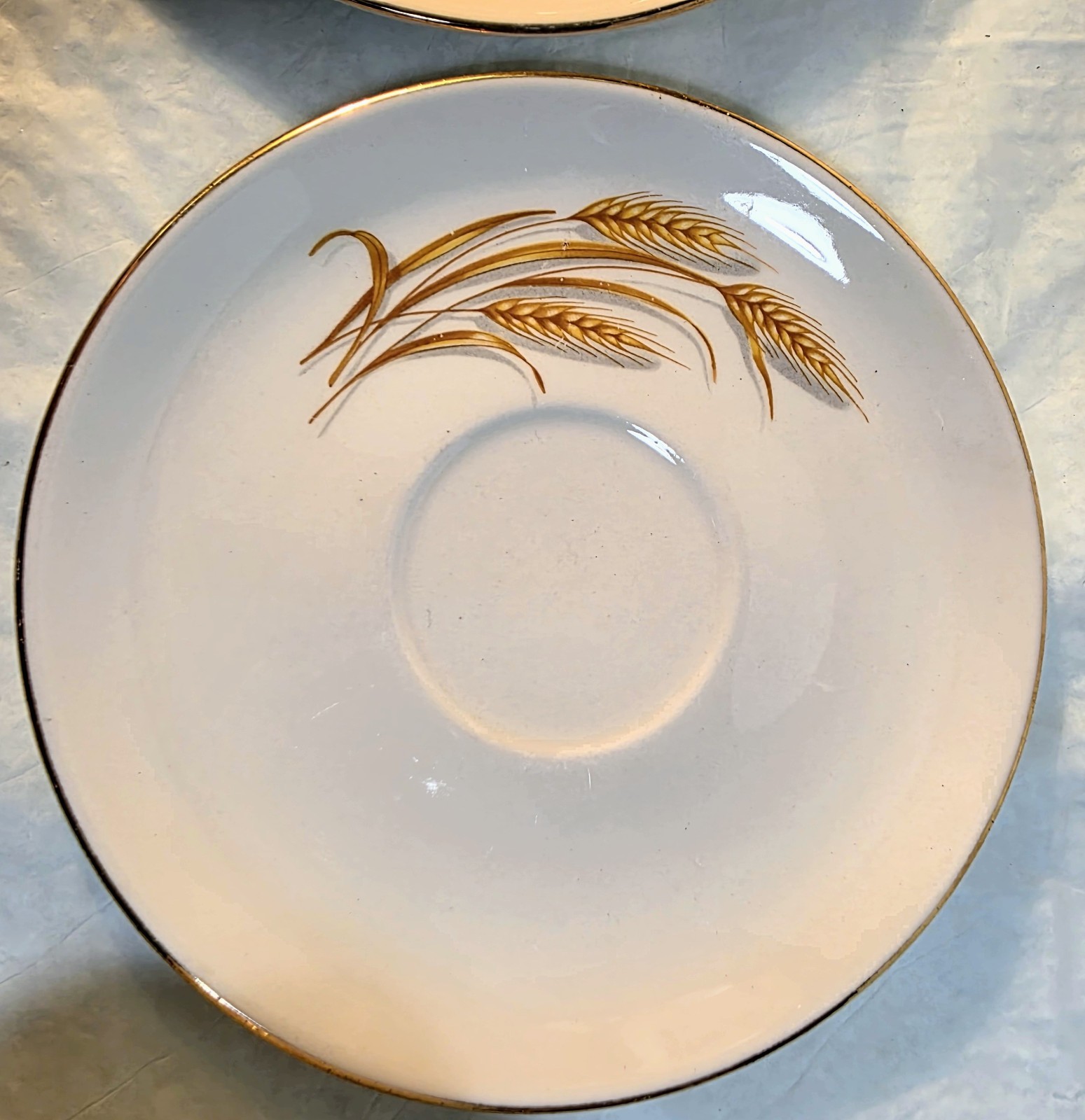 Golden Wheat Cup & Saucer Set 4-Piece (2 Sets) White w/ Gold Trim Japan