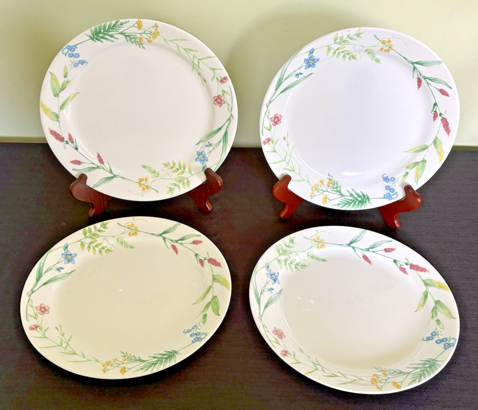 22-Pc Corelle My Garden-10 Dinner/6 Salad Plates, 3 Cups, Creamer & Sugar Dish