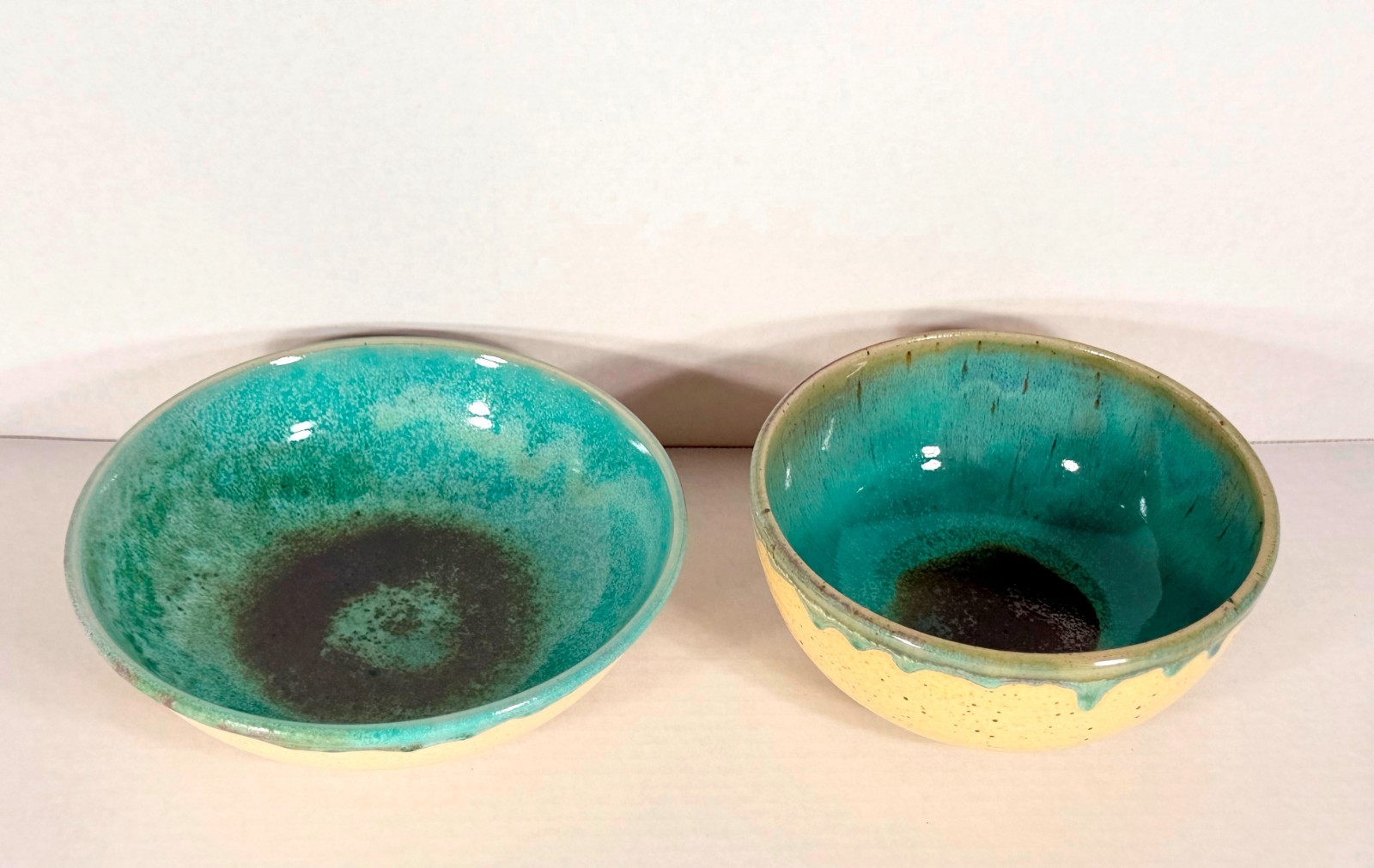Set 5 Handmade Studio Pottery Bowls Signed D Blue Green Drip Glaze Stoneware