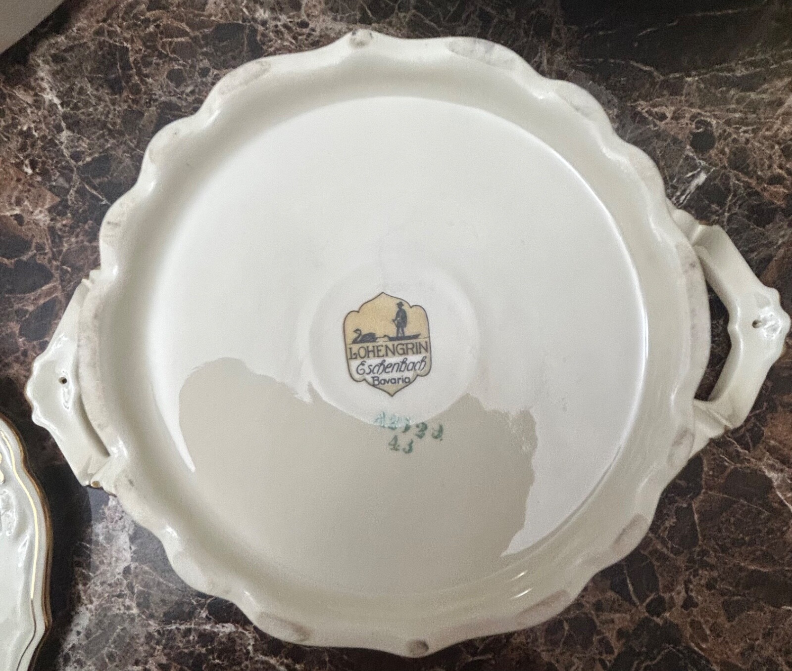 Lohengrin Eschenbach Bavaria 2129 Round Covered Dish