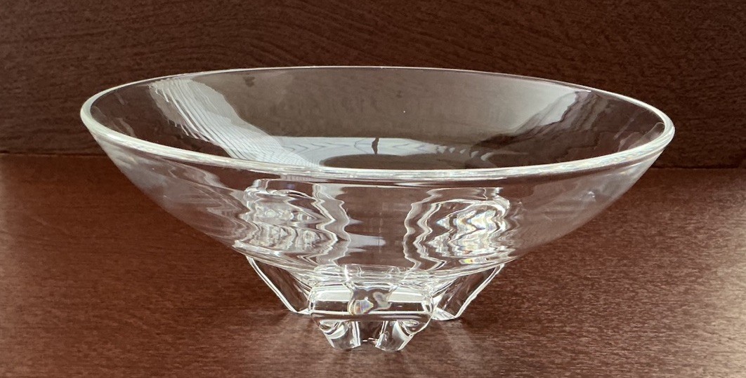 STEUBEN ~ FLORET 7 7/8” CRYSTAL FOOTED BOWL ~ DONALD POLLARD DESIGN ~ CA. 1950’S