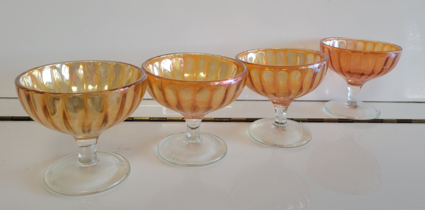 4 PEACH OPASLESCENT CARNIVAL GLASS SHERBETS DESSERT BOWLS 3.25 INCH HOLDS 4 OZS