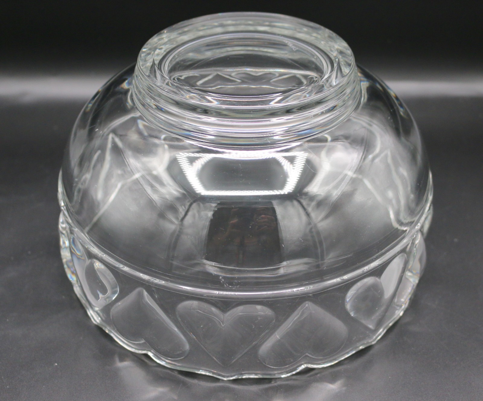 Vintage Tiffany & Co. Crystal 8″ Bowl Raised Hearts Border