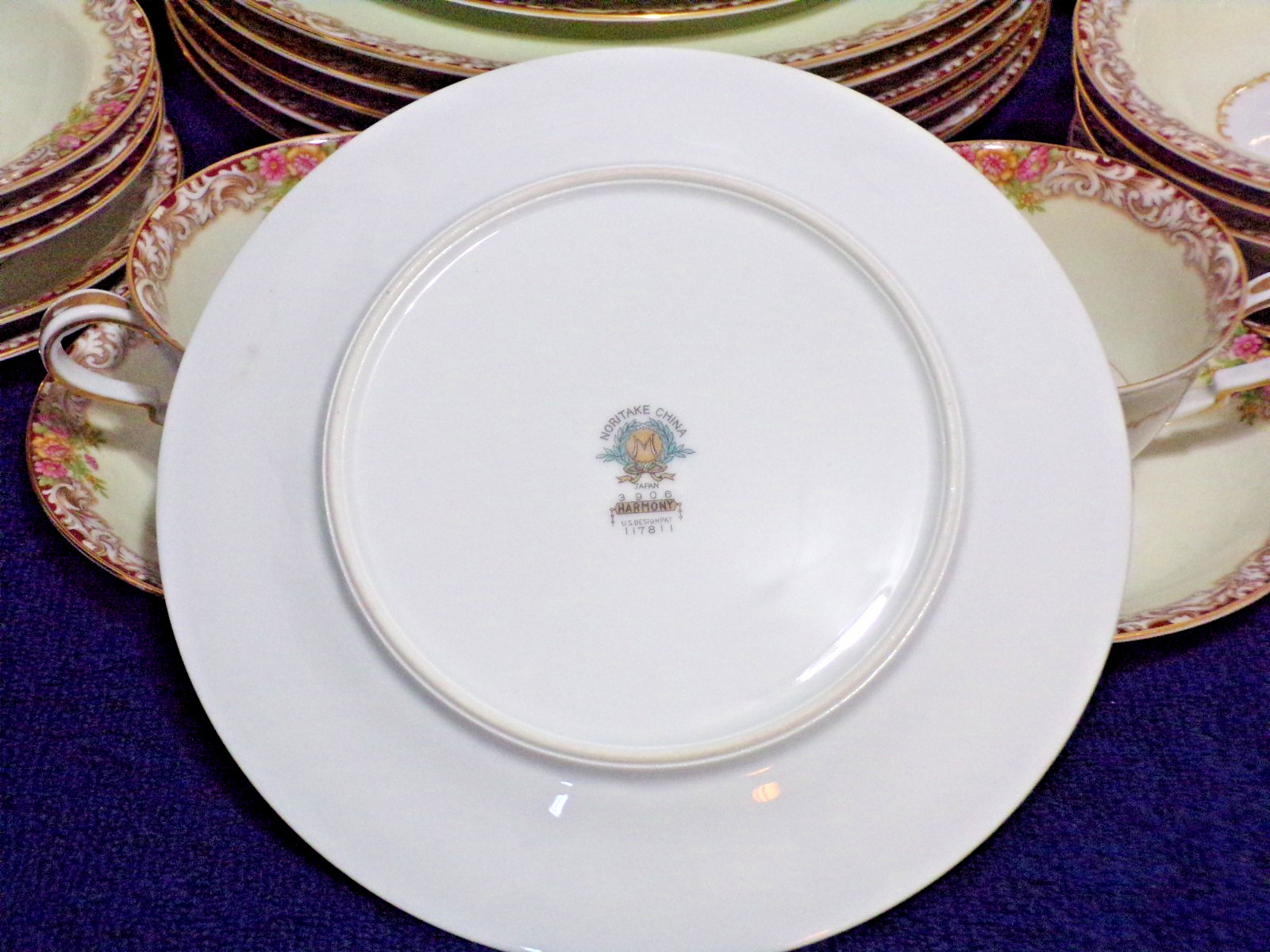 Noritake Harmony #3906 Gold Trim Made Occupied Japan Dinnerware Service for 6
