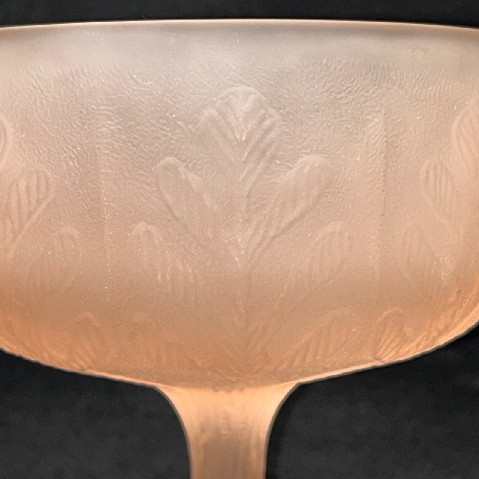 FTD Frosted Pink Glass Pedestal Candy Bowl Planter With Oak Leaf Design 1978