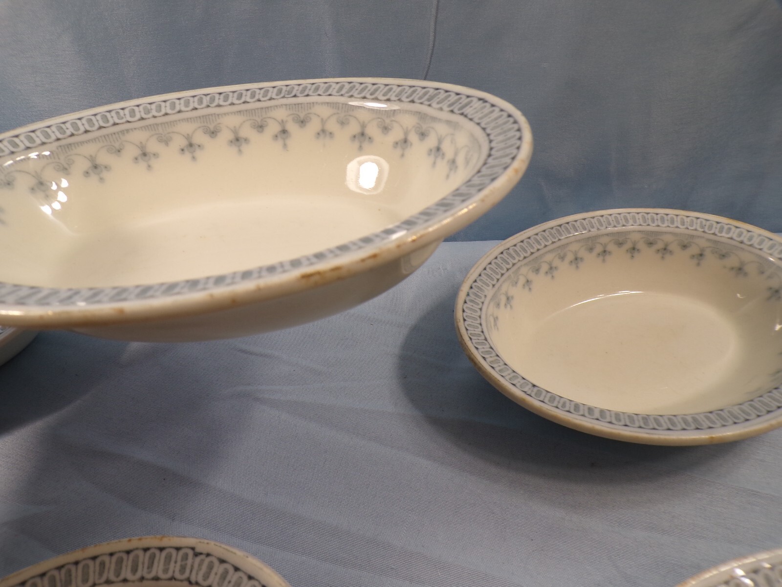 Set of 8 Johnson Brothers Senora Oval Berry Fruit Sauce Bowls 5 3/4″ Long