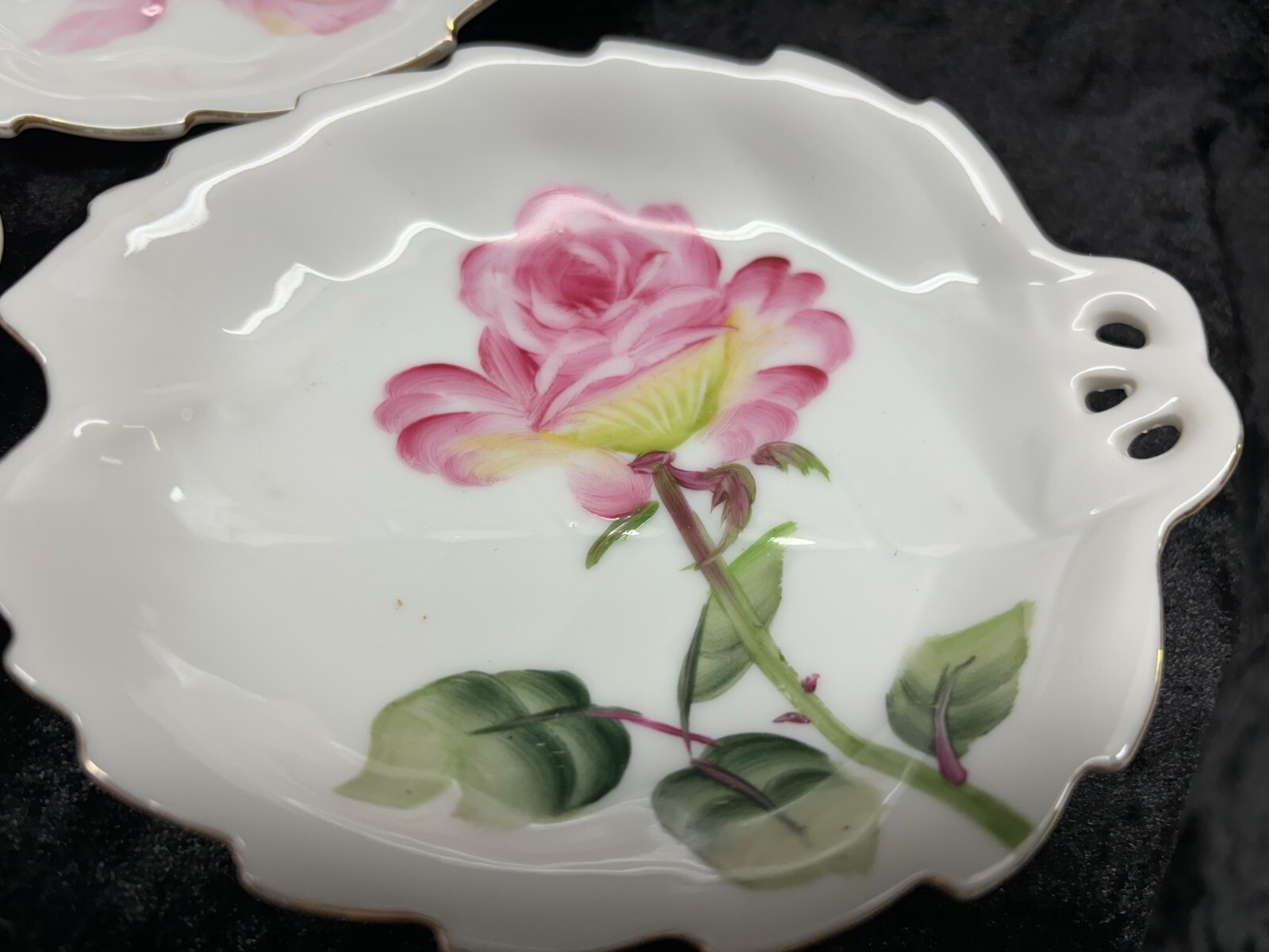Set of 3 Pink Floral Leaf Shaped Nut / Snack Dishes Made in Occupied Japan