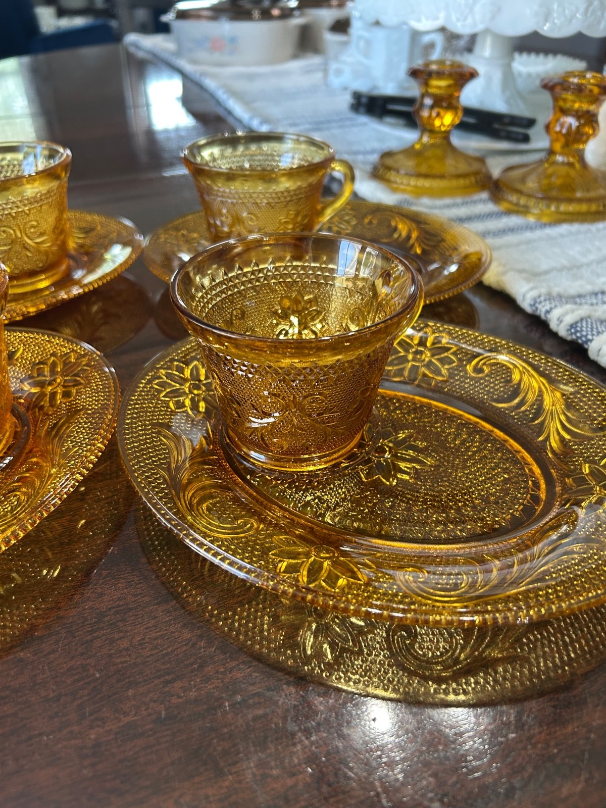 Vintage Indiana Glass Tiara Exclusives Amber Sandwich Pattern Snack Set of 4