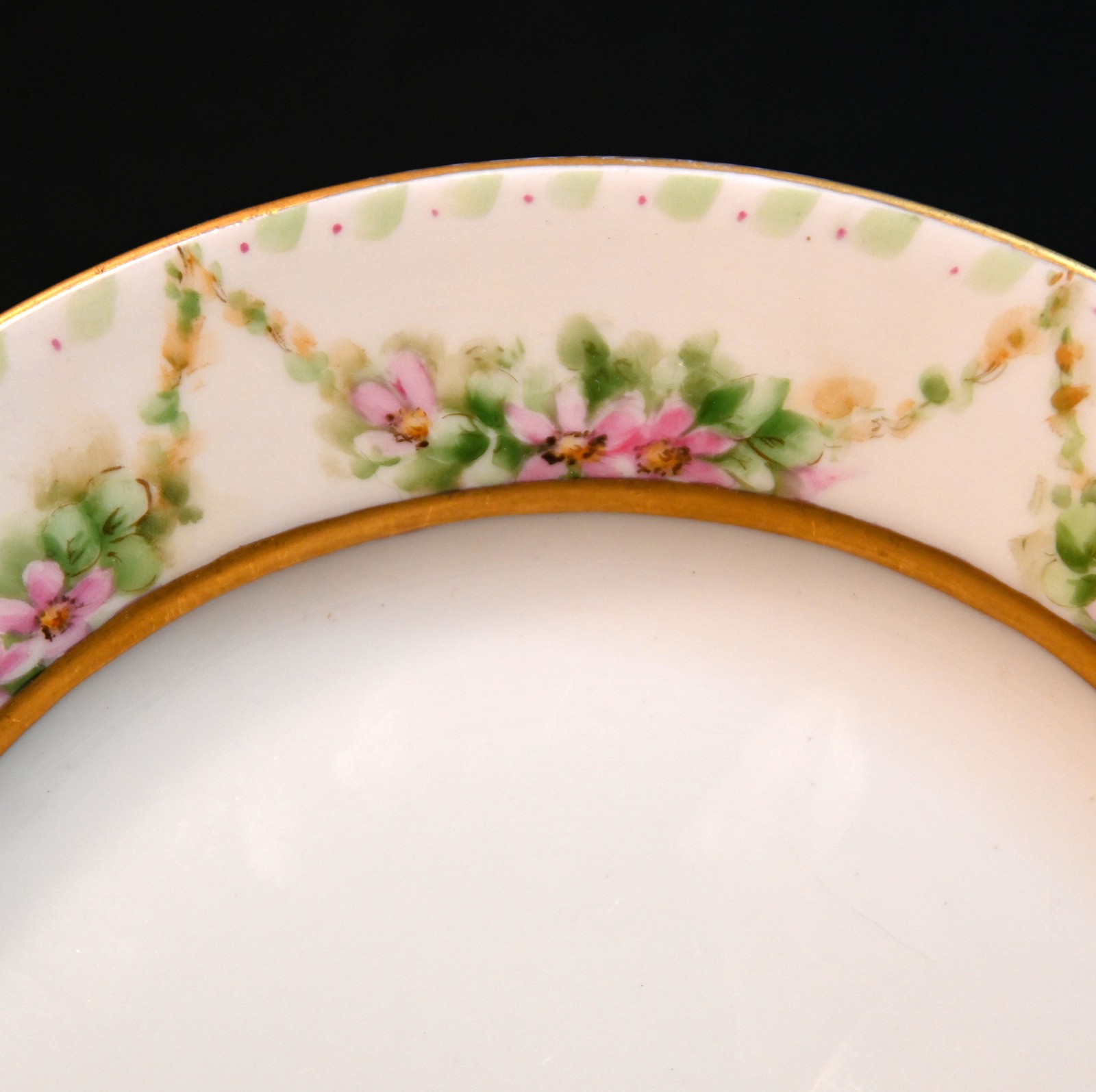 Limoges Latrille Freres Pancake/Crepe Server HandPainted Rose Garlands 1899-1913
