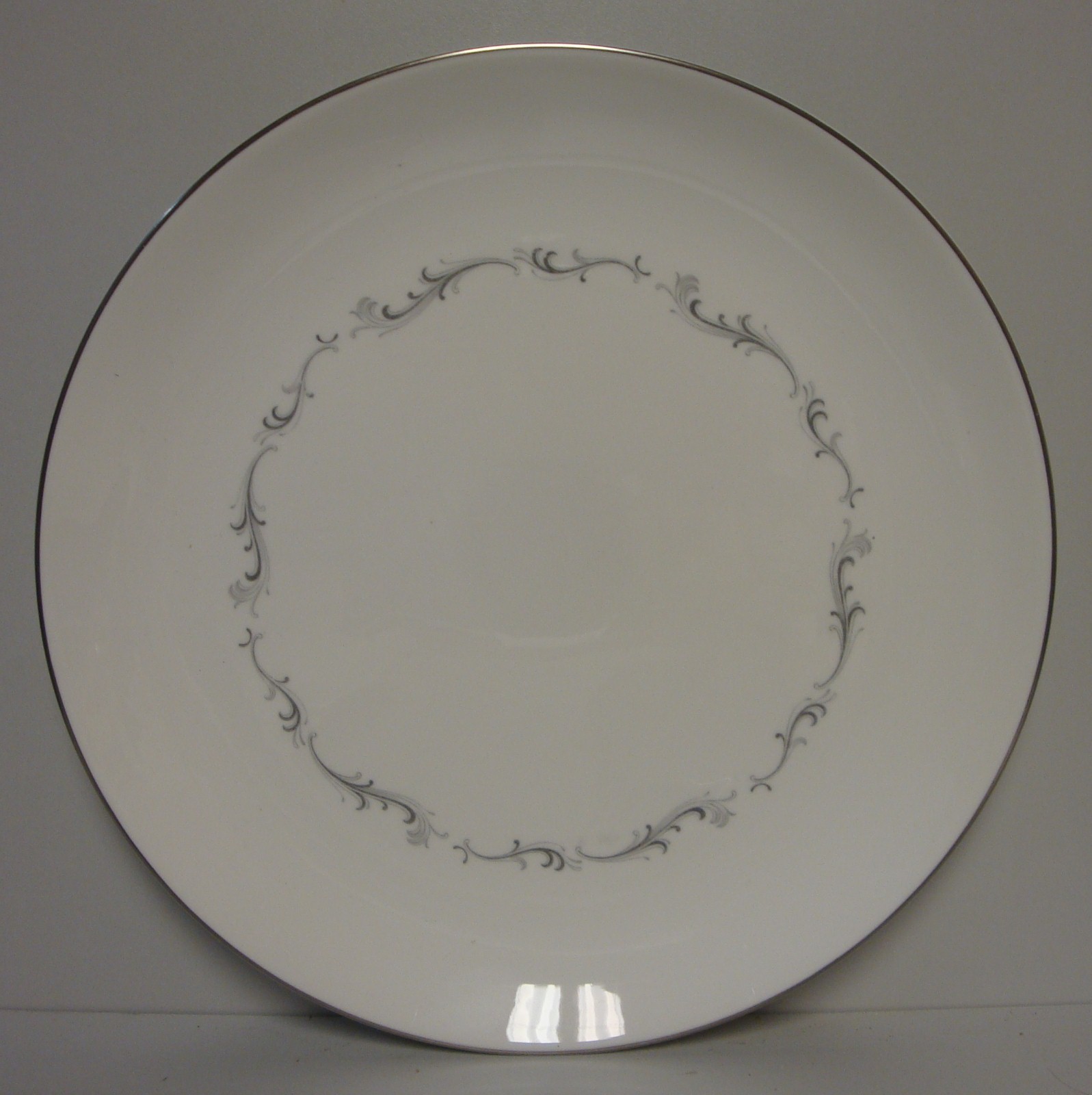 Royal Doulton CORONET 20 Piece Set FOUR PLACE SETTINGS More Items Here
