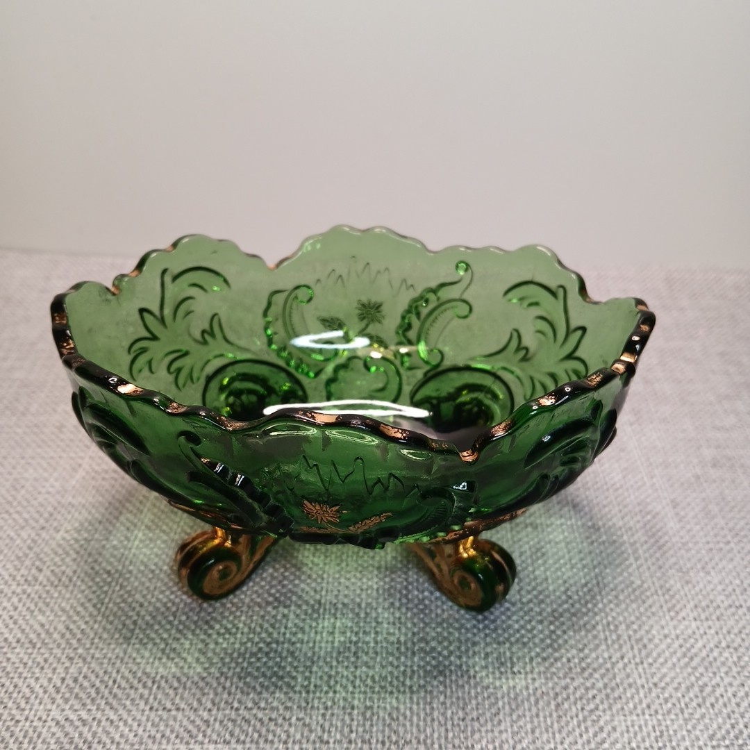 Antique Northwood EAPG Louis XV Emerald Green with Gold Gild Berry Bowl