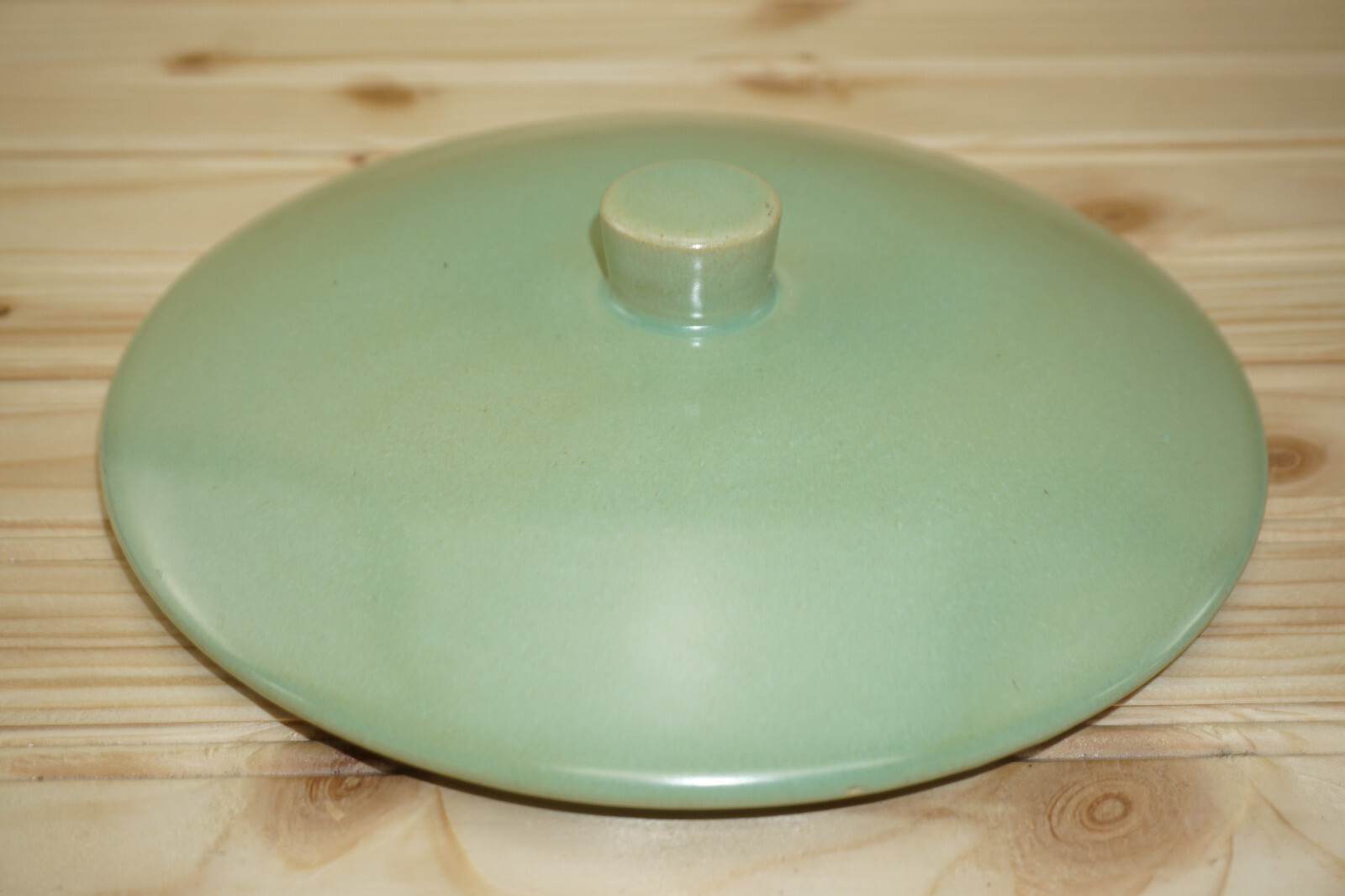 La Solana Green Lid, 7 3/4″ Box #3 (B20)