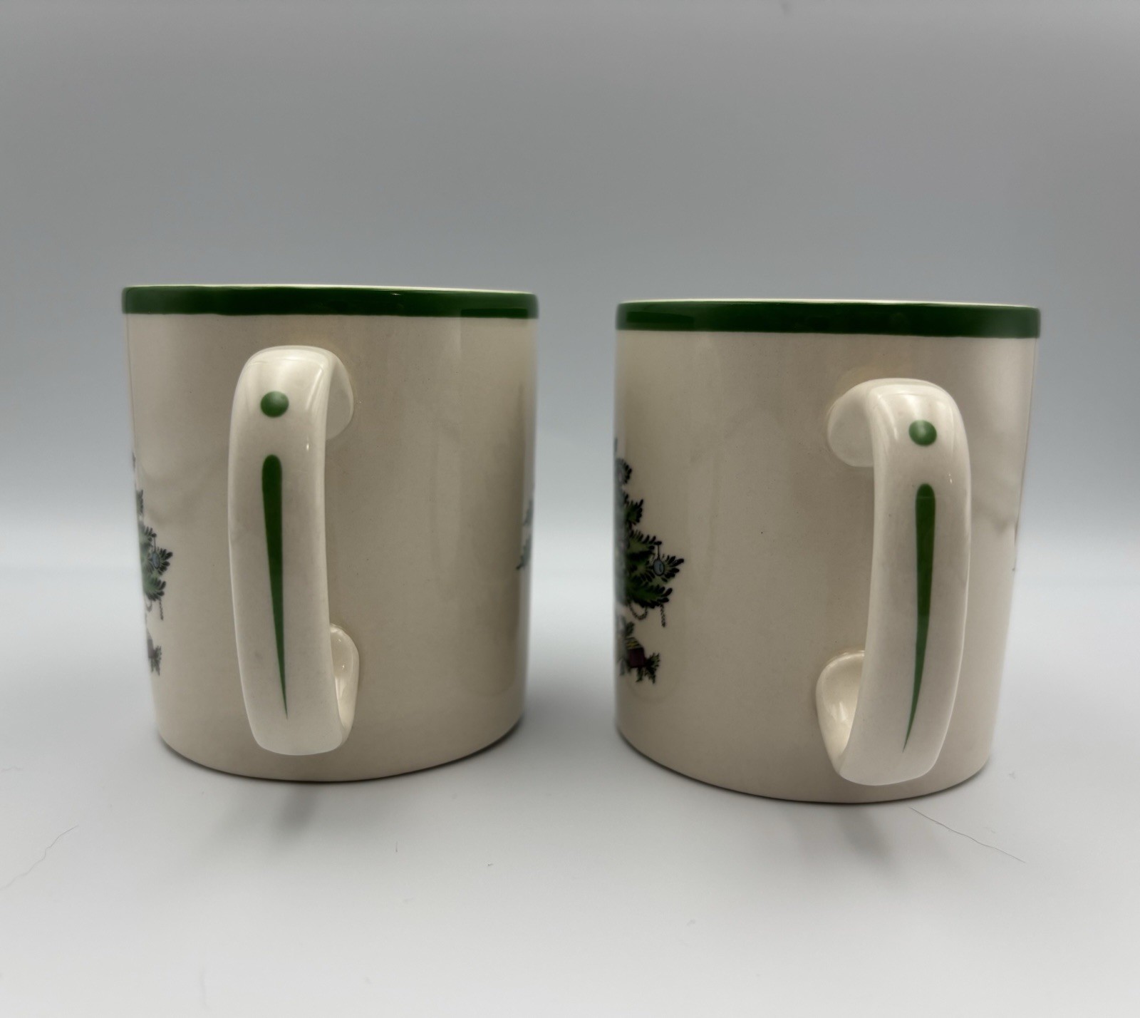 Set 2 Spode Christmas Tree Coffee Mugs 3.5″ S3324 Made in England Holiday