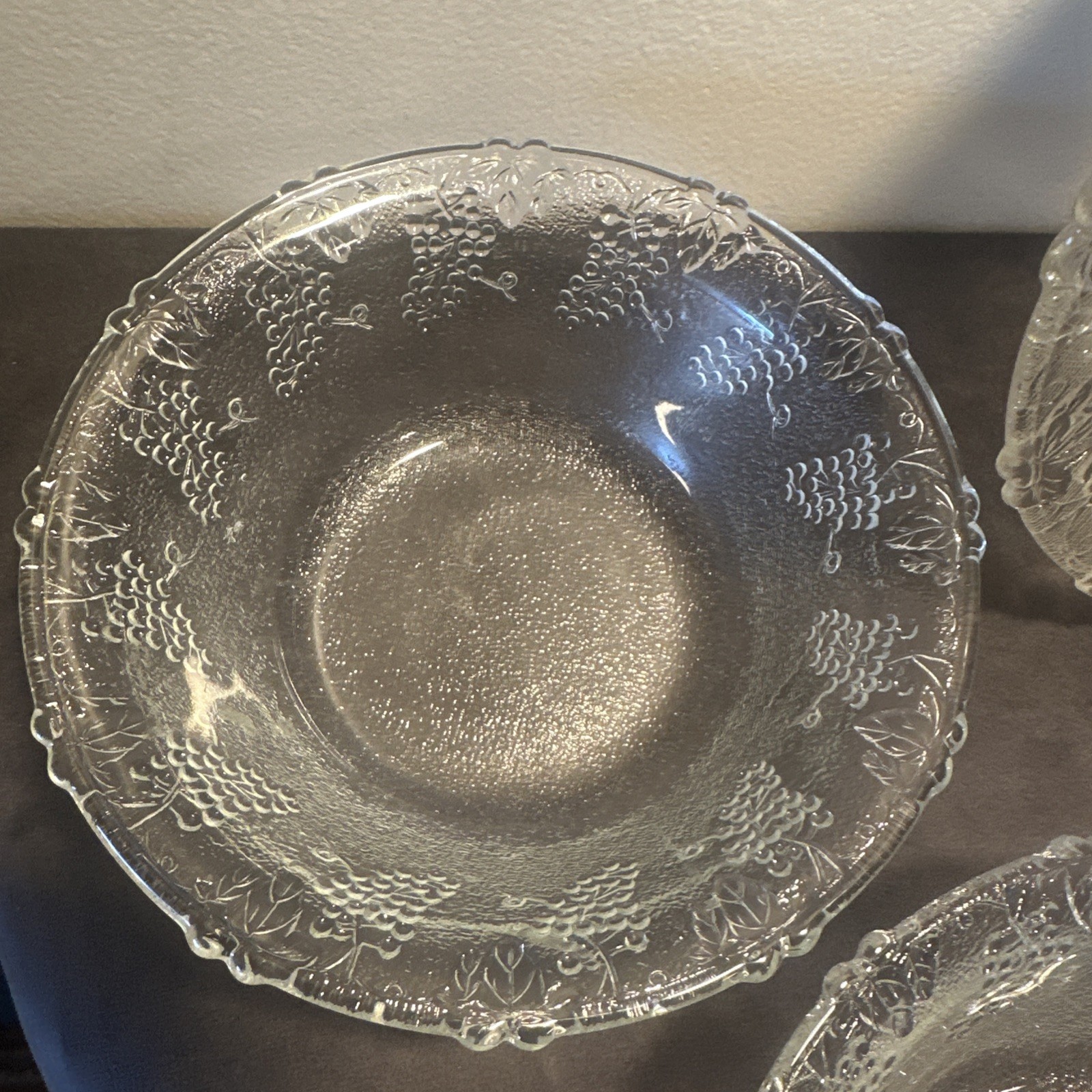 Vintage 1980’s KIG Embossed Grape Vine Glass Salad Bowl Set W/ 4 Serving Bowls